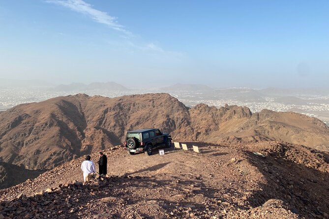 4WD Adventure in Uhud Mountain - Why Uhud Mountain by 4WD Feels Like a Medina Upgrade