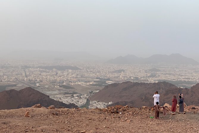 4WD Adventure in Uhud Mountain - What the Tour Includes, and What That Means for Your Day