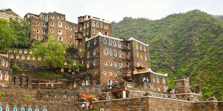 Abha City Tour & Rijal Almaa - Jabal Sawda: reaching the highest point, then soaking up the mist