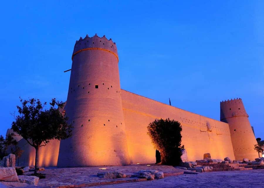 Al Masmak Fortress, Murabba Palace, and Souq Al Zal Tour - Murabba Palace: Seeing King Abdulaziz’s Daily World