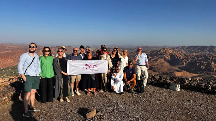 AlUla: Discover AlUla Like a Local Guided Tour - Price and value: why $296 can feel fair in the right hands