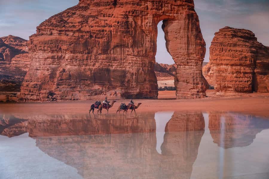 AlUla: Discover AlUla Like a Local Guided Tour - Timing, pickup, and how the 8 hours usually flow