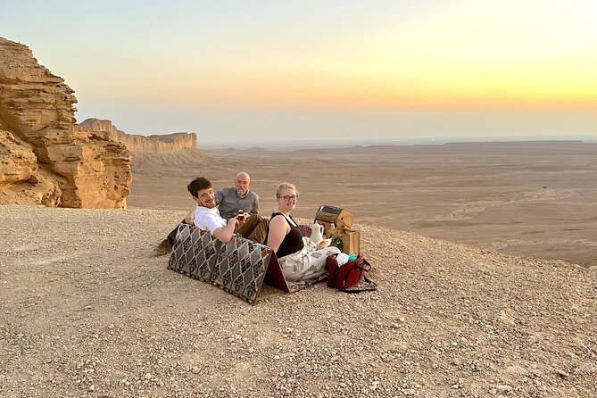 Edge of The World & Deer Reserve Off-road 4x4 Car Tour in Riyadh - Key highlights you will feel right away