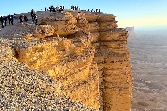 Edge of The World & Deer Reserve Off-road 4x4 Car Tour in Riyadh - Who should book this tour, and who might want to think twice
