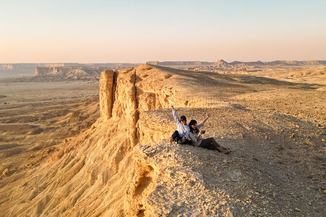 Edge of the World & Keshta in Riyadh - Wadi Huraymila Keshta: karak or gahwa, traditional dinner, and a calmer night