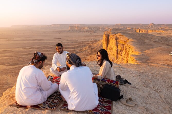 Edge of the World & Keshta in Riyadh - What to bring for a 6-hour desert day (and what they already handle)