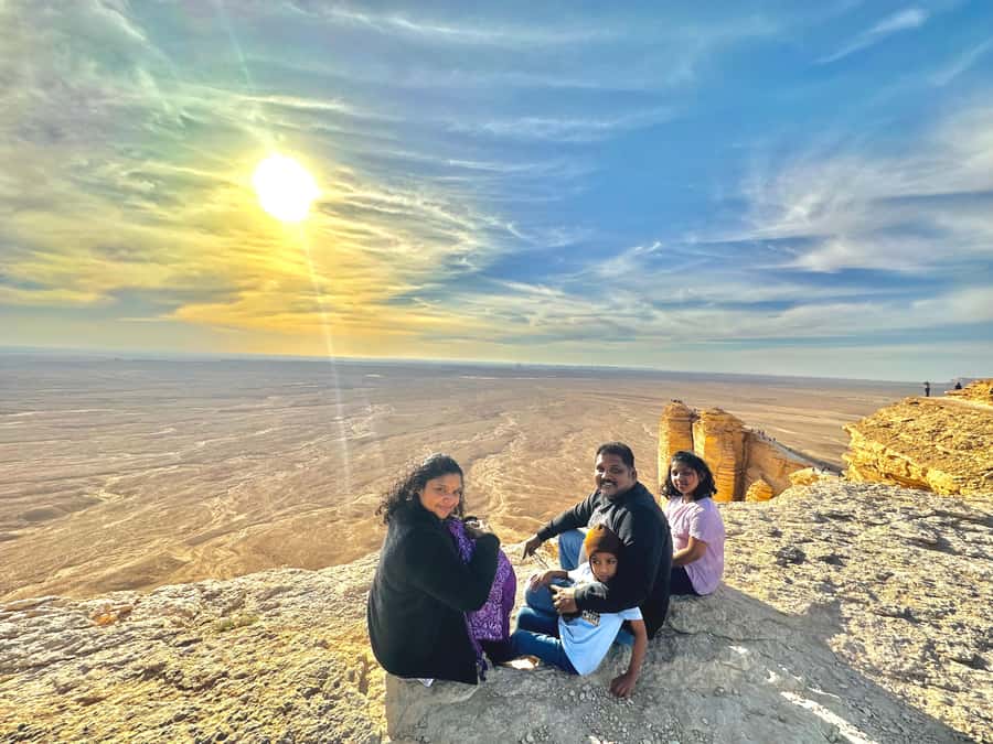 Edge of The World Riyadh,Camel Ride ,Bat Cave Visit & Dinner - Getting to Saad Square and Out to the Desert