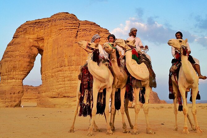Elephant Rock Tour in AlUla - What the 2 Hours Feel Like at Jabal AlFil