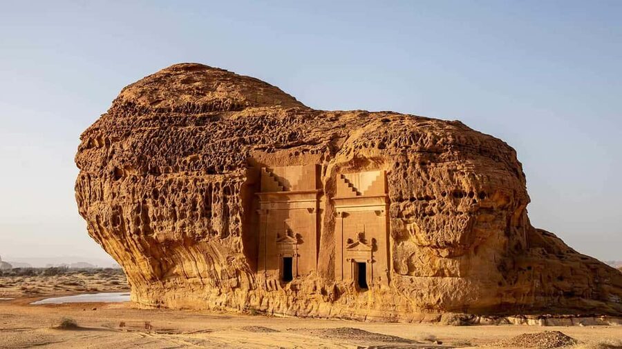 From AlUla: Hegra, Dadan and Ikmah Highlights Tours - Tomb of Lihyan son of Kuza: the 72-foot moment