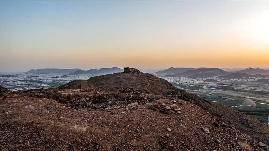 From Madinah: Half-Day Ziarah Tour - What to Bring, What’s Not Allowed, and Who Should Skip It