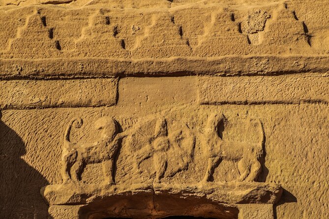 Half day Hegra Experience - Jabal Ithlib and the Tomb of Lihyan son of Kuza