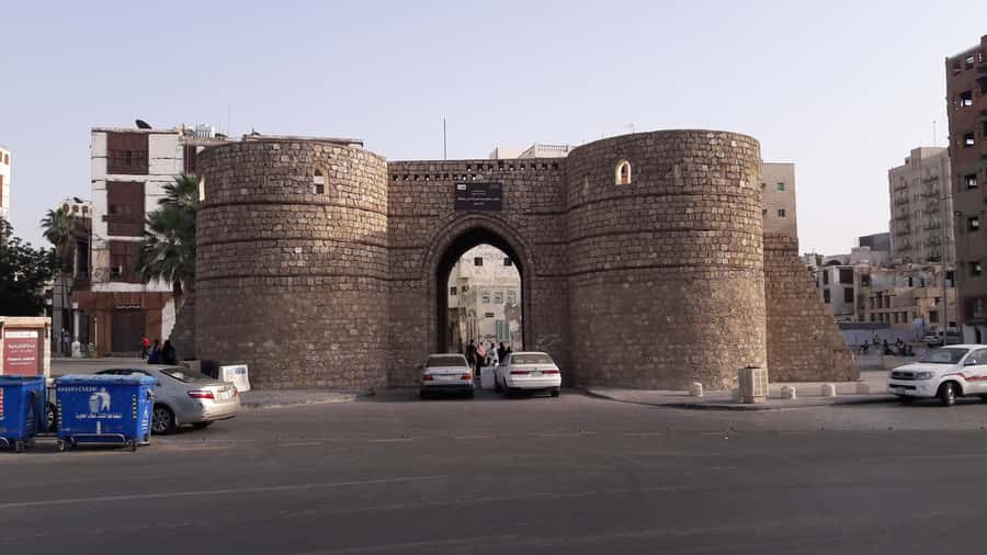 Jeddah: Al-Balad Historical Highlights City Tour - Al-Balad Old Town: walking Saudi Arabia’s backstreets with purpose