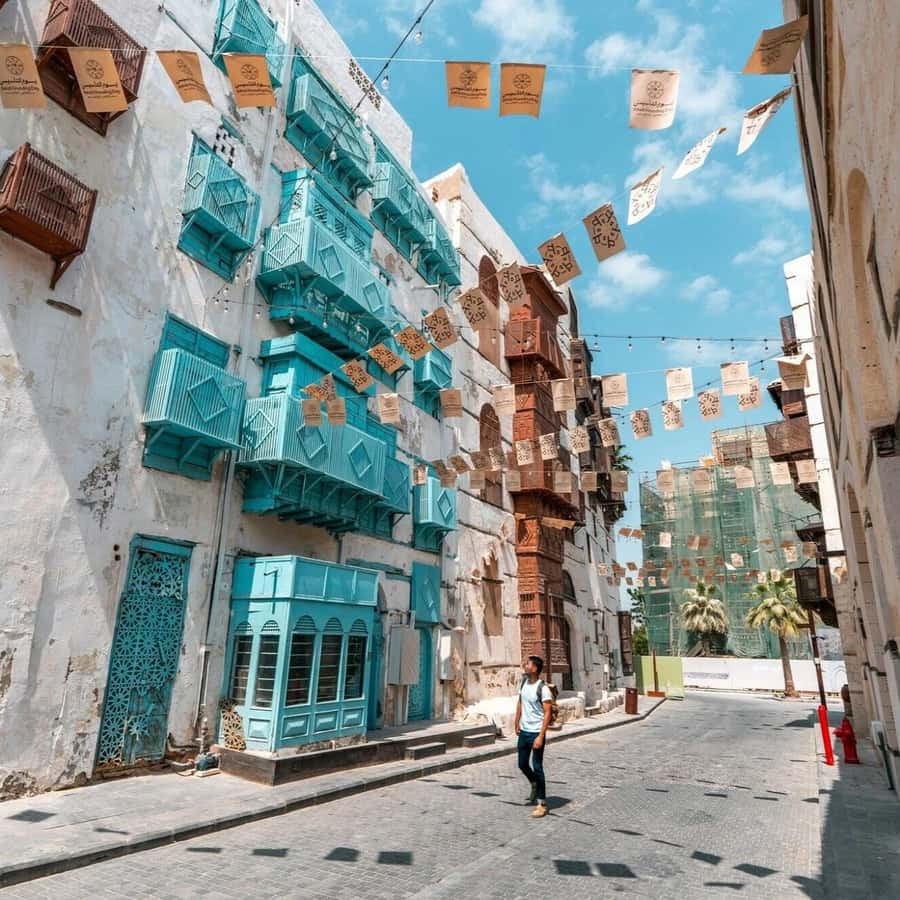 Jeddah: Al-Balad Old Town Tour with Guide - Nassif House Museum, the merchant home with a tree inside the courtyard