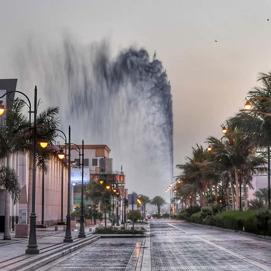 Jeddah: Al-Balad Old Town Tour with Guide - Souq Al Alawi and the Bedouin Market, shopping without losing the plot