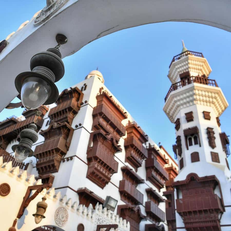 Jeddah: Al-Balad Old Town Tour with Guide - Bab Makkah and Bab Medina, gates that explain why Jeddah mattered