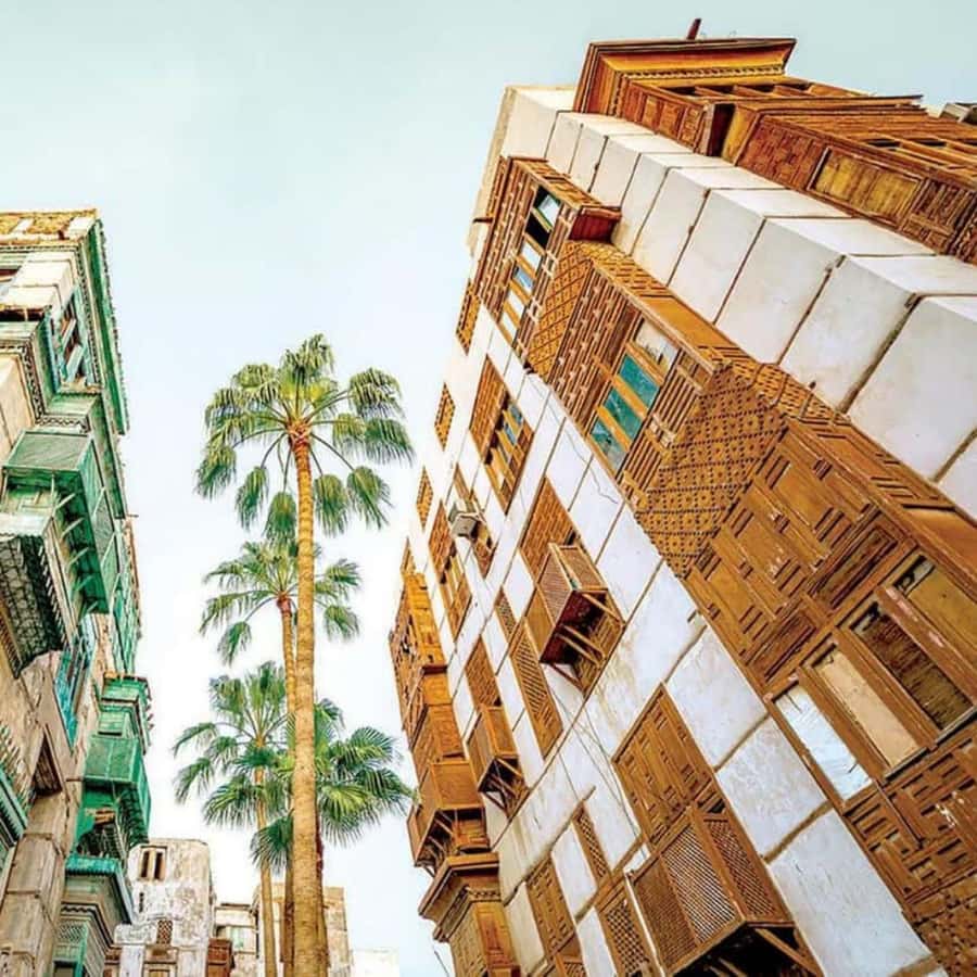 Jeddah: Al-Balad Old Town Tour with Guide - Suq Al Jami and the Jeddah Old Gate, finishing with one last look at the layout