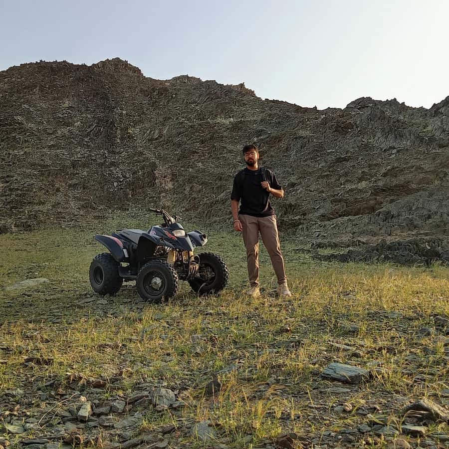 Jeddah Desert Safari: Quad Biking, Camel Farm & Sunset Views - The Return to Jeddah: Tea Break and Wind-Down Time