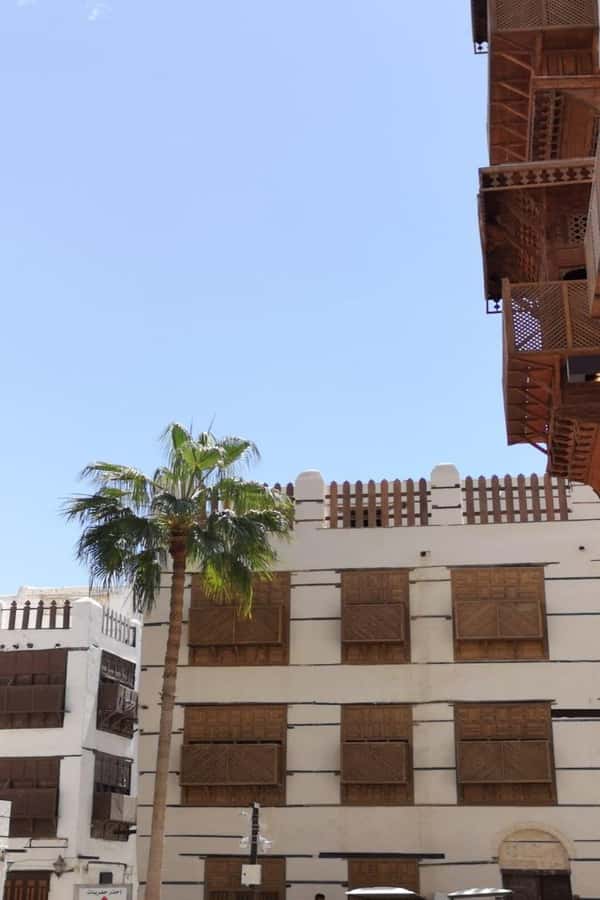 Jeddah: Historic District Tour by a Local licensed Guide - Final Guided Time, Then Back to Jeddah Old Gate