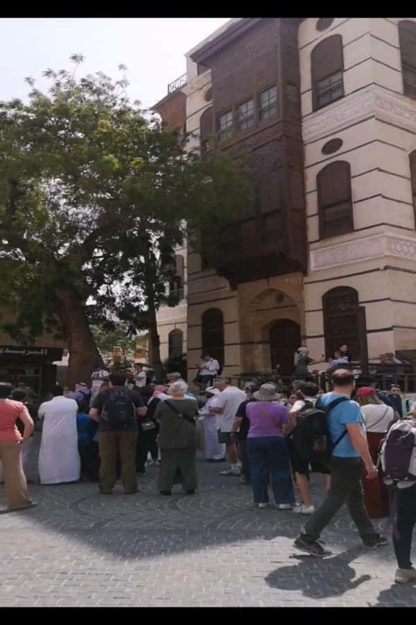 Jeddah: Historic District Tour by a Local licensed Guide - The Local Café Stop: Traditional Coffee and Saudi Treats