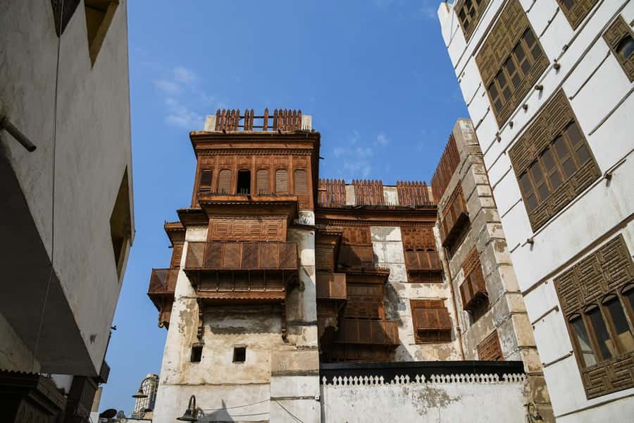 Jeddah : Jeddah’s Traditional Tour - Tahlia Street: the modern Saudi walk you can feel