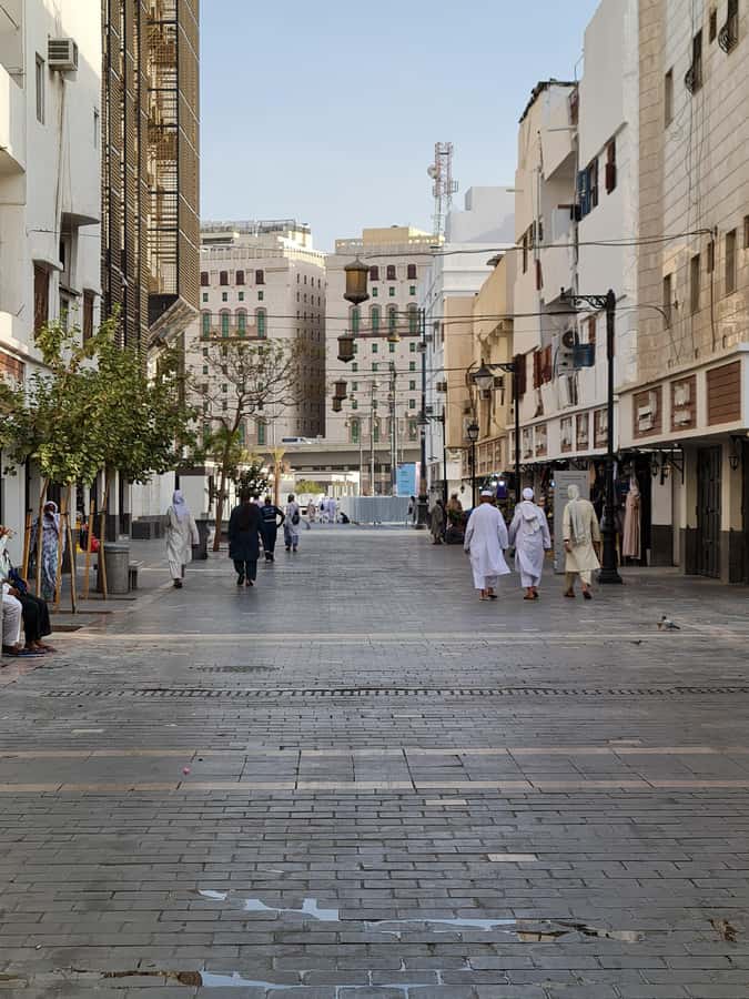 Madina: Guided Tour of the City's Historical Sights - Masjid Qibalatain and Masjid Jumah: Two Meaningful Mosque Stops