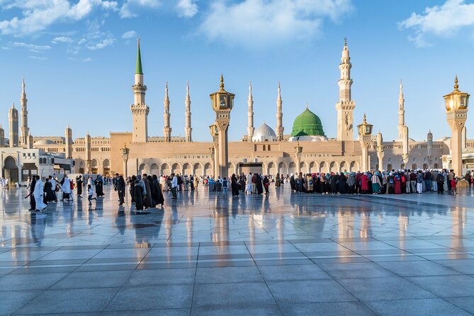 Madinah Ziyarats (Private tour) - Masjid Jummah: your first Friday in a place tied to the Hijrah