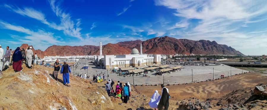 Medina Ziyarats ( Visit Holy Places) - Guide quality is the difference between okay and meaningful