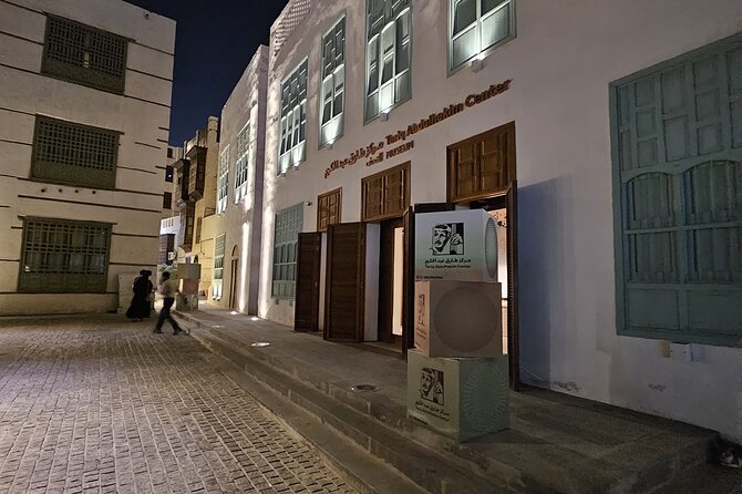 Private Jeddah or Makkah Tour - Pickup, Mobile Tickets, and the Ease of Starting