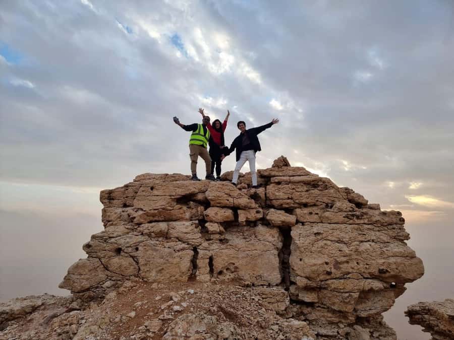Riyadh Edge of The World and Bat Cave Visit by Bus - Key things that make this tour worth your time