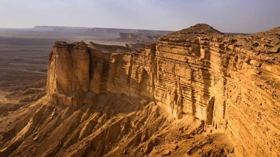 Riyadh Edge of The World and Bat Cave Visit by Bus - Small practical tips that make the day easier