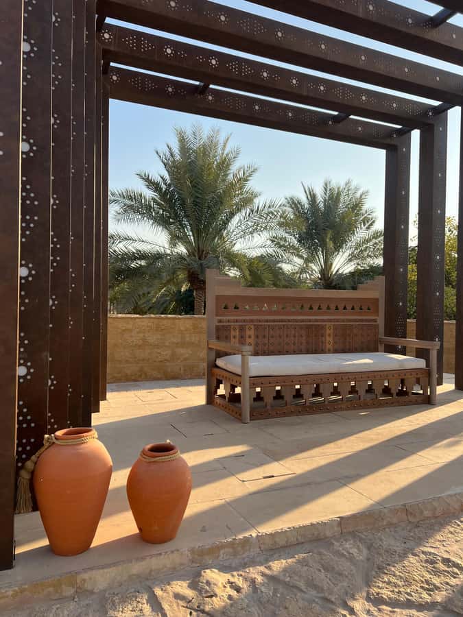 Riyadh: Masmak Fort, Souq AlZal, and Murabba Palace Tour - Riyadh in a 6-Hour Story: What This Day Route Really Does
