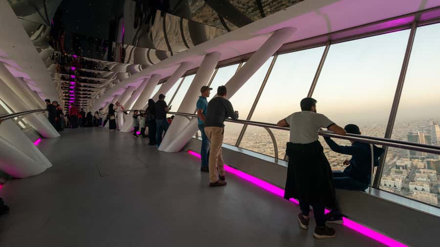 Riyadh: Old Riyadh & Sky Bridge Adventure Tour - Kingdom Tower and the Sky Bridge: nearly 300 meters above Riyadh
