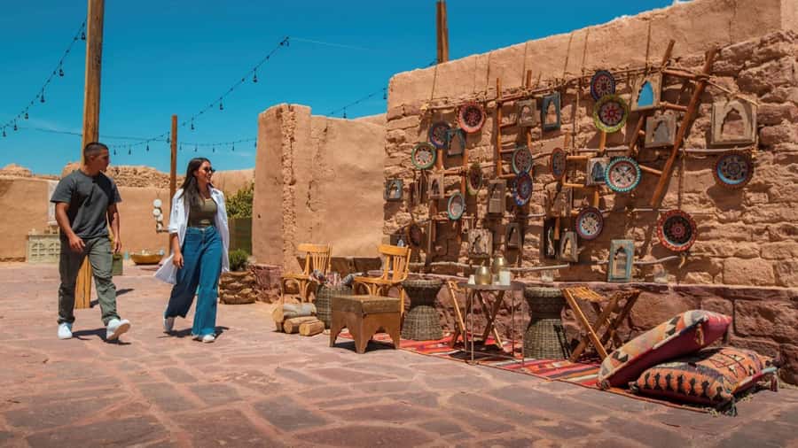 Tour AlUla's Old Town - Meeting at the Old Town Visitors Center and getting your bearings