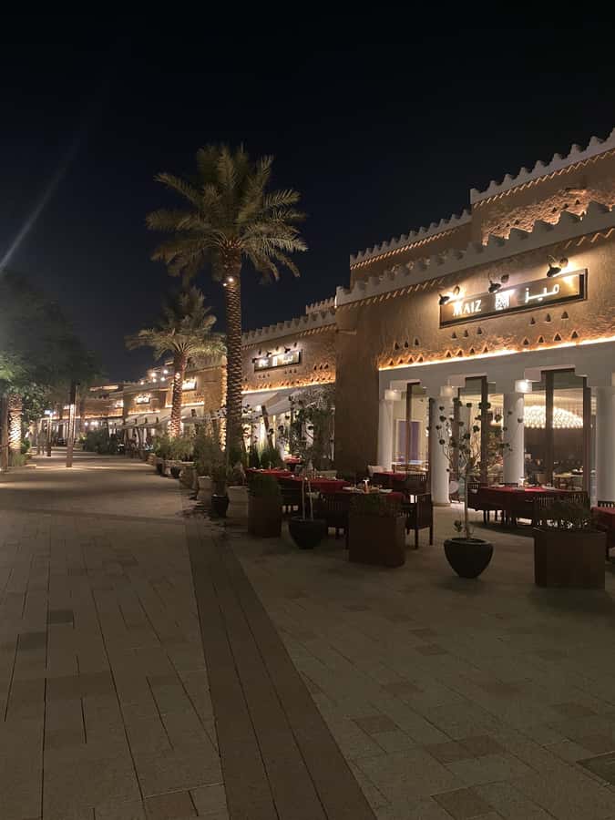 VIP Private Riyadh Experience with Saudi Meal & Pickup - Ad Dirah: A Dessert and Dinner Break That Keeps Momentum